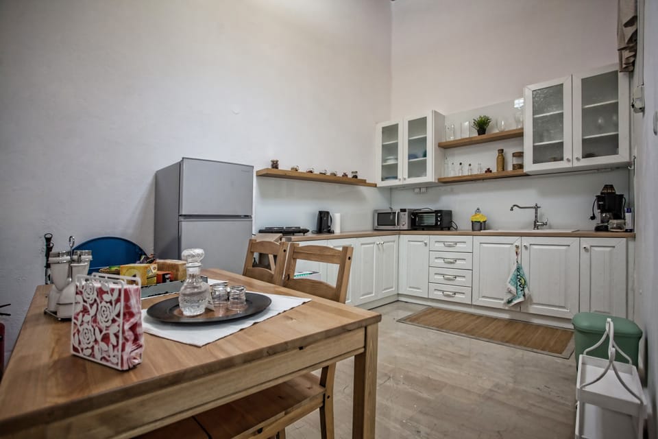 Family House, 2 Bedrooms | Private kitchen | Coffee/tea maker, full-size fridge, microwave, oven
