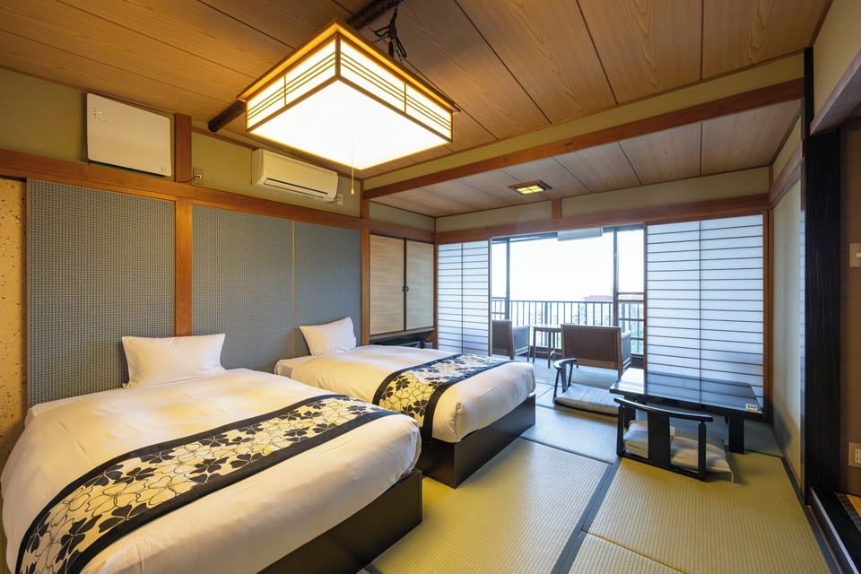 Superior Twin Room, Private Bathroom, Ocean View | In-room safe, WiFi, bed sheets