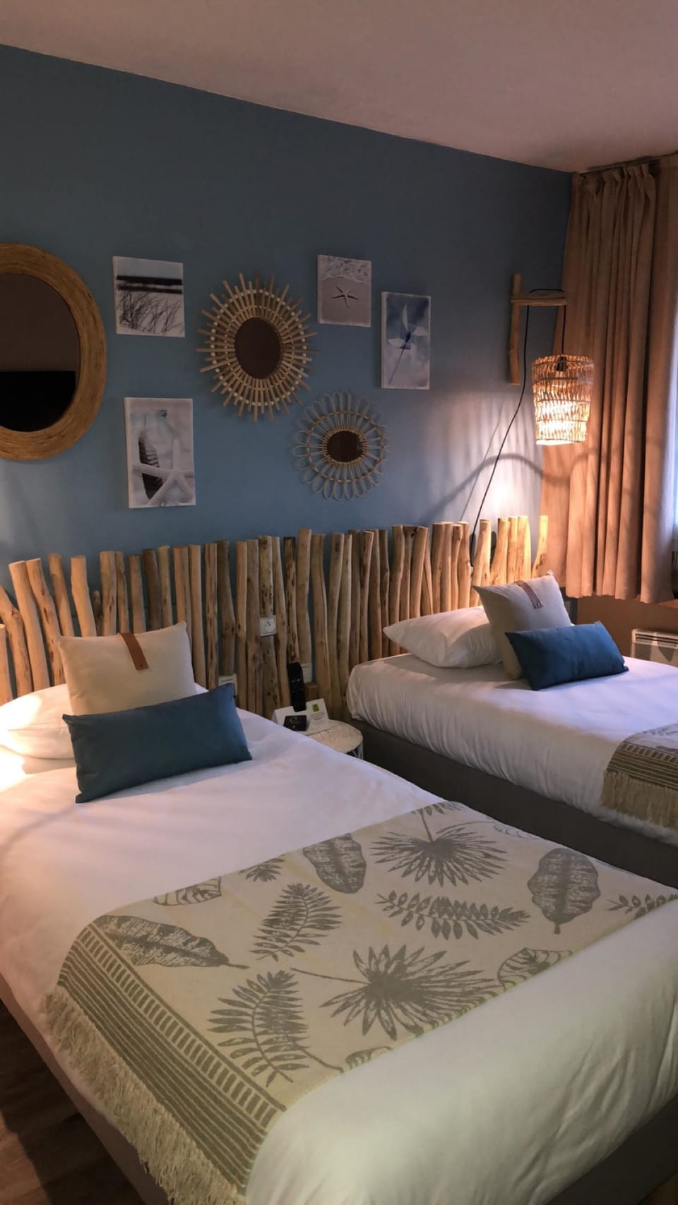 Twin Room | Cribs/infant beds, rollaway beds, free WiFi, bed sheets
