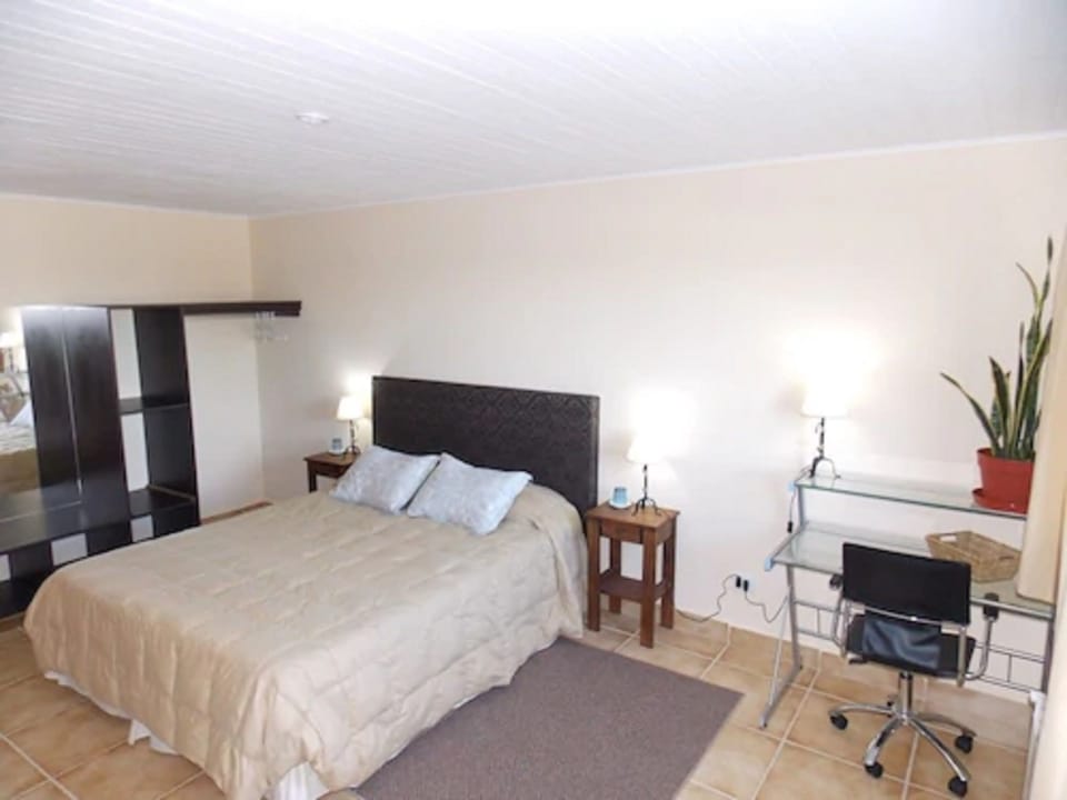 In-room safe, desk, soundproofing, iron/ironing board