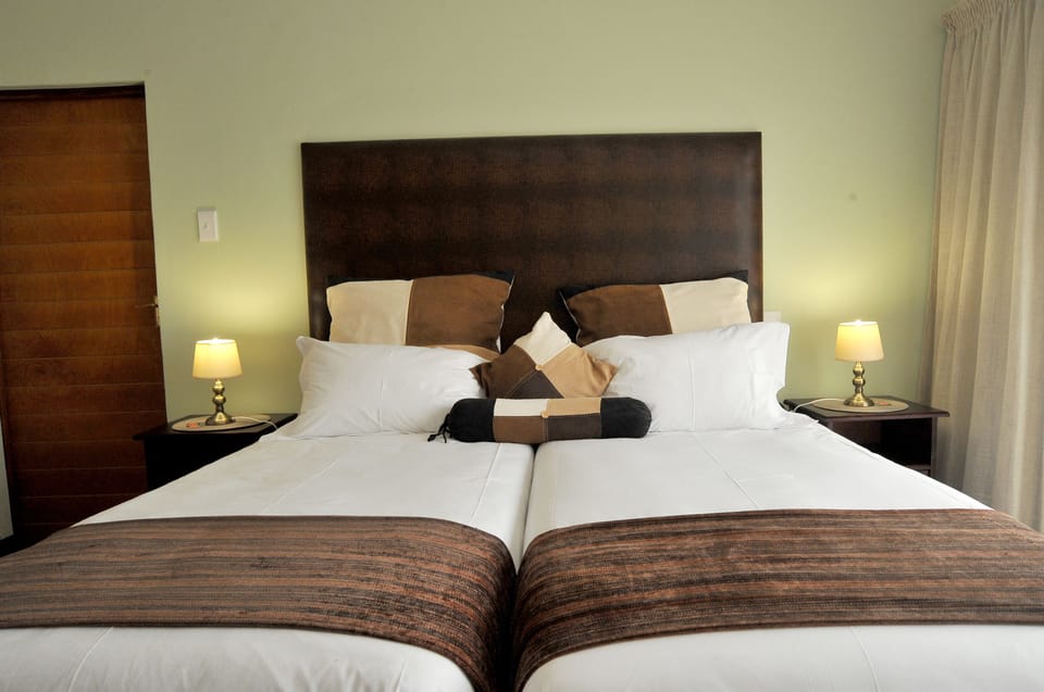 Deluxe Double Room with Balcony | 14 bedrooms, in-room safe, desk, laptop workspace