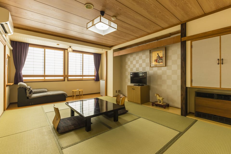 Japanese Style Room | Premium bedding, in-room safe, WiFi (free)