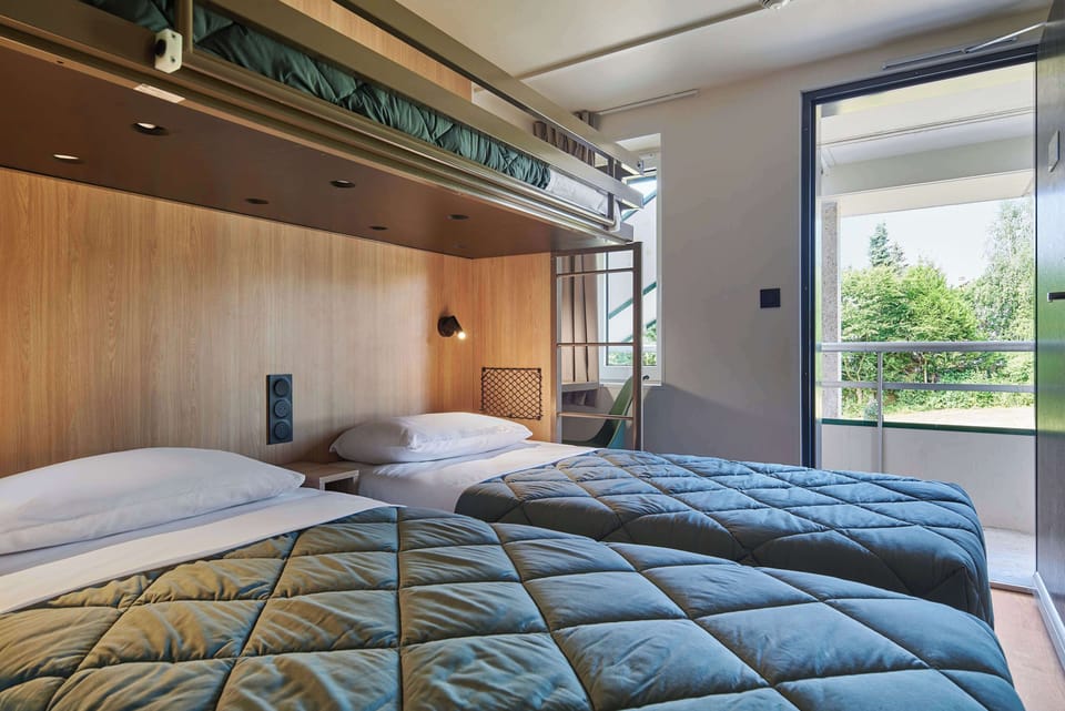 Standard Room, 3 Twin Beds | Premium bedding, desk, blackout drapes, iron/ironing board