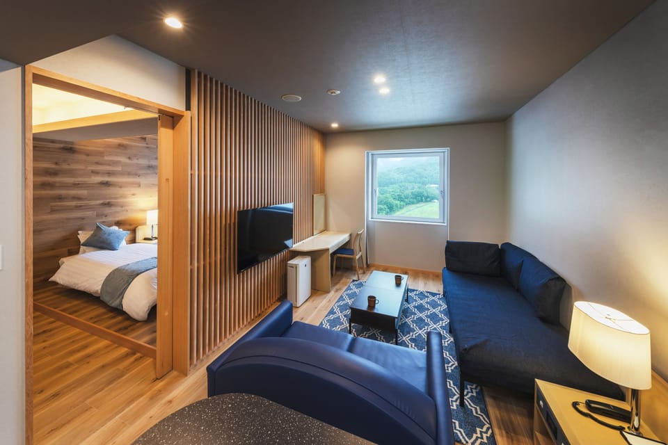 Deluxe Condo, 2 Twin Beds, Non Smoking, Mountain View | WiFi, wheelchair access