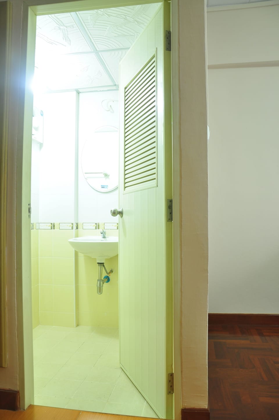 Standard Room | Bathroom sink