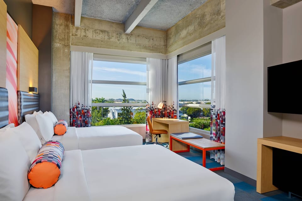 Premium bedding, in-room safe, desk, laptop workspace