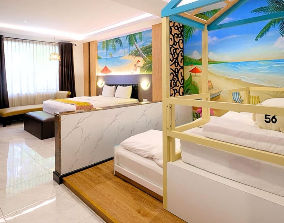 Family Double Room, Multiple Beds | Desk, laptop workspace, blackout drapes, WiFi (free)