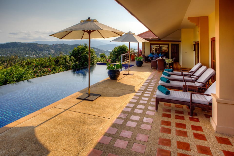 Outdoor pool, sun loungers