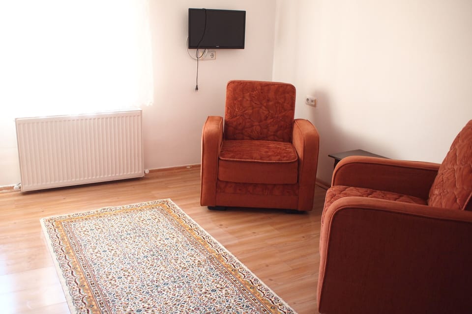 Basic Suite | Free WiFi, bed sheets