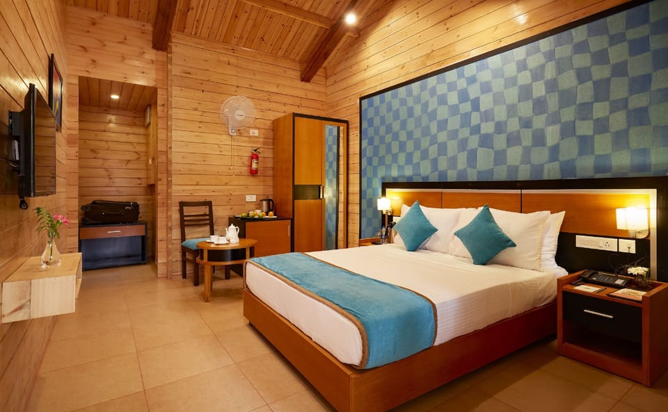 Classic Double Room, 1 Double Bed, Accessible, Garden View | Minibar, in-room safe, desk, blackout drapes