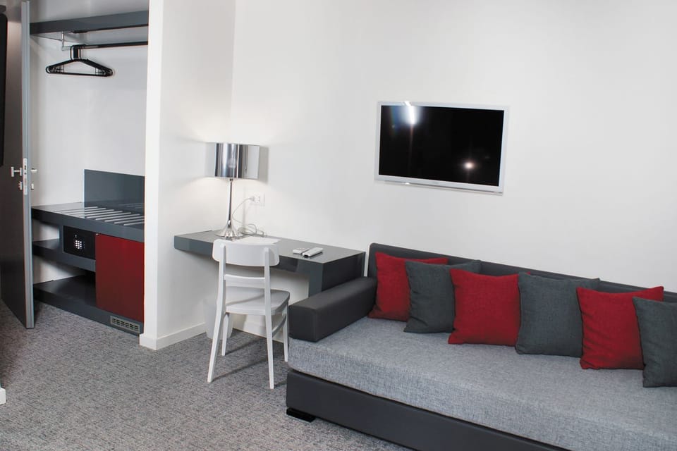Double or Twin Room | Room amenity