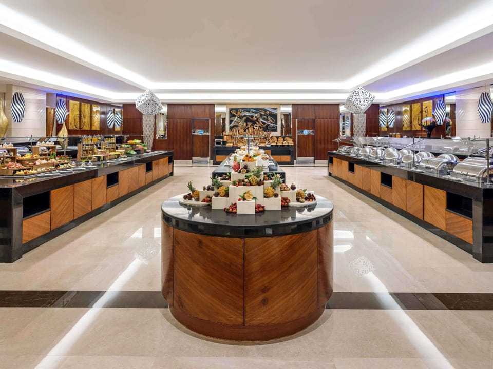 Daily buffet breakfast for a fee
