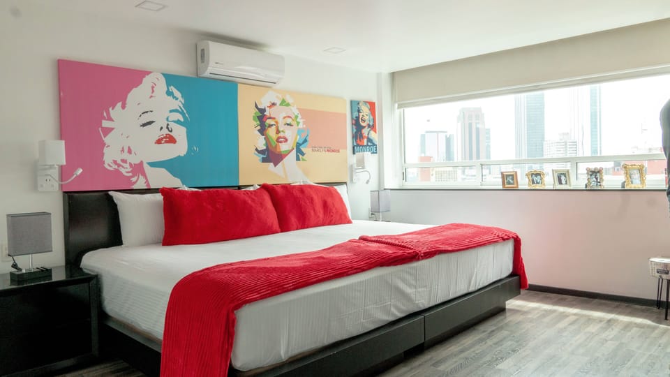 Exclusive Room | Premium bedding, down comforters, memory foam beds, in-room safe