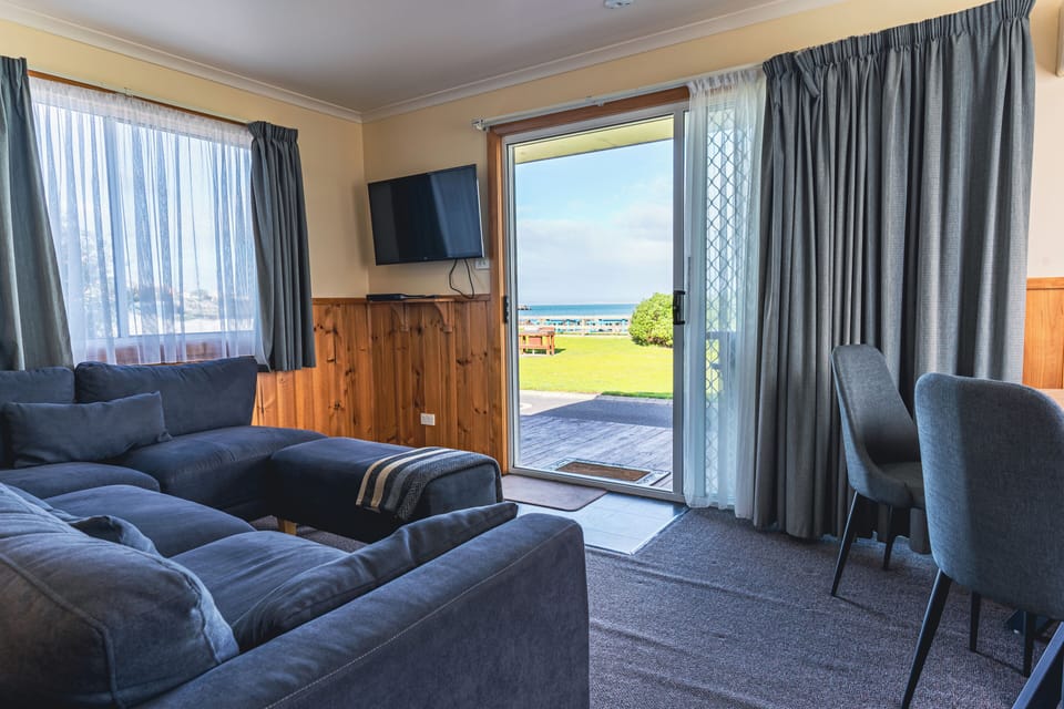 WaterView Villa 2 Bedroom | Living area | 50-cm flat-screen TV with digital channels, TV