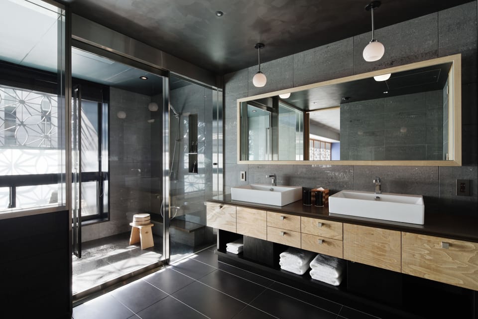Kiku (Executive Triple) | Bathroom | Separate tub and shower, deep soaking tub, rainfall showerhead