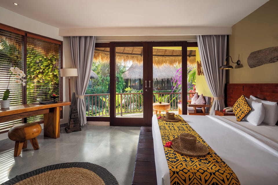 Tropical Deluxe  Room Pool View | Premium bedding, minibar, in-room safe, desk