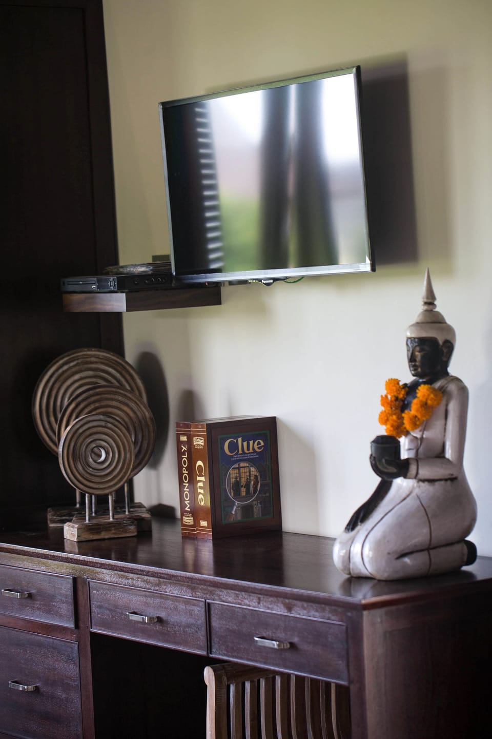 Deluxe King Suite with Rice Field View | Premium bedding, minibar, in-room safe, individually decorated
