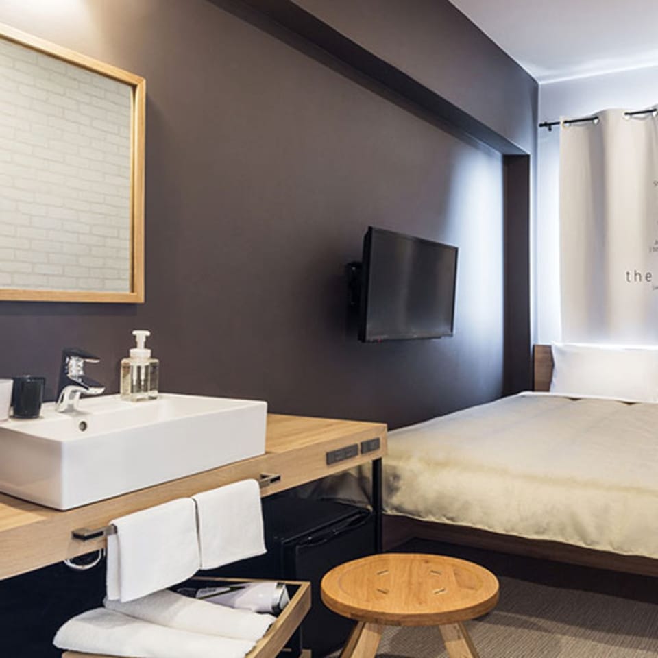 Double Room with Shared Bathroom - Non-Smoking, NO group booking/ more than 2 rooms | Individually decorated, free WiFi, bed sheets
