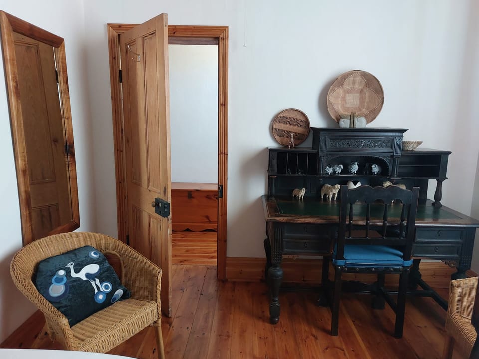 Standard House | Free WiFi, bed sheets