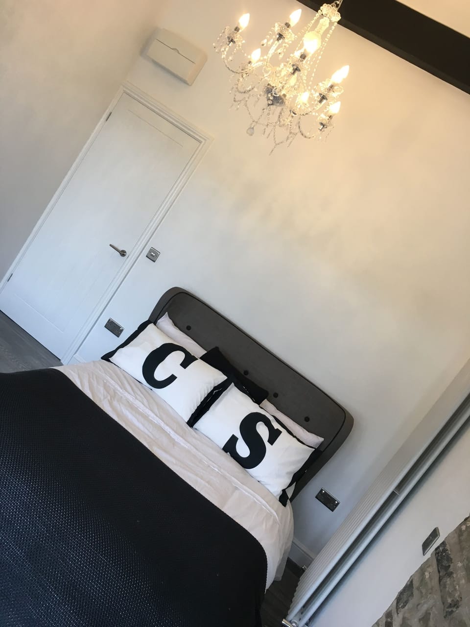 Luxury Studio Suite, 1 Double Bed | Desk, cribs/infant beds, rollaway beds, free WiFi