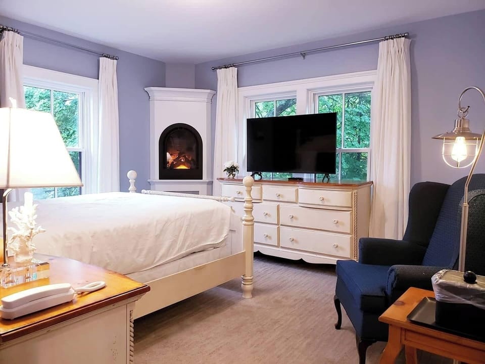 Premium bedding, pillowtop beds, individually decorated