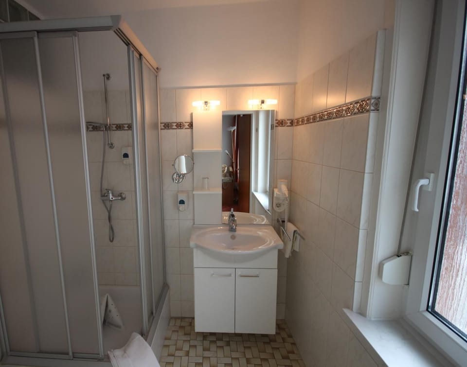 Hotel-Pension Haus Steinmeyer Bed and Breakfast in Lower Saxony, Germany