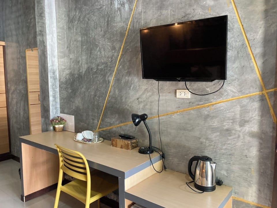 Standard Twin Room | Free WiFi, bed sheets