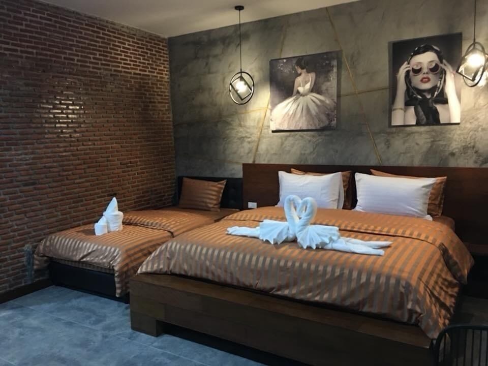 Triple Room | Free WiFi, bed sheets