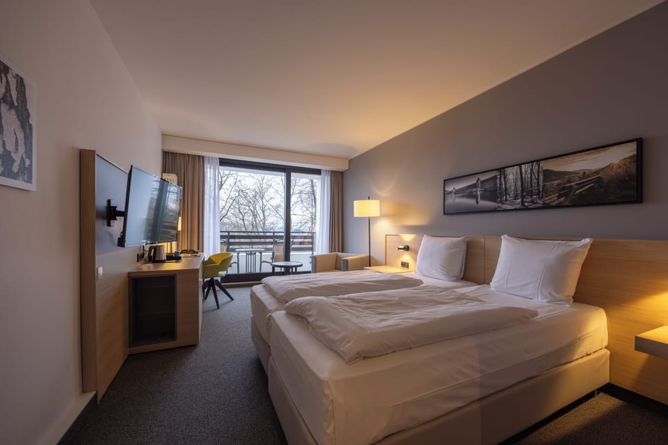 Superior Double Room | Hypo-allergenic bedding, in-room safe, desk, laptop workspace