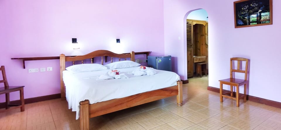 Standard Double Room | Premium bedding, minibar, in-room safe, iron/ironing board (on request)