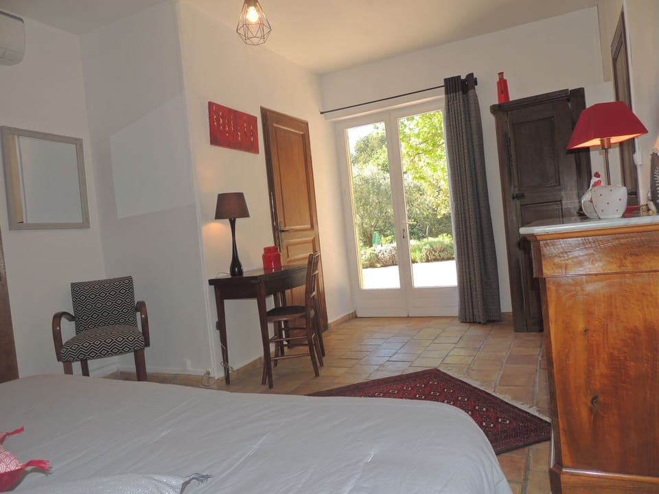 Deluxe Double Room, Private Bathroom, Garden View ( Orange) | Premium bedding, iron/ironing board (on request), WiFi (free)