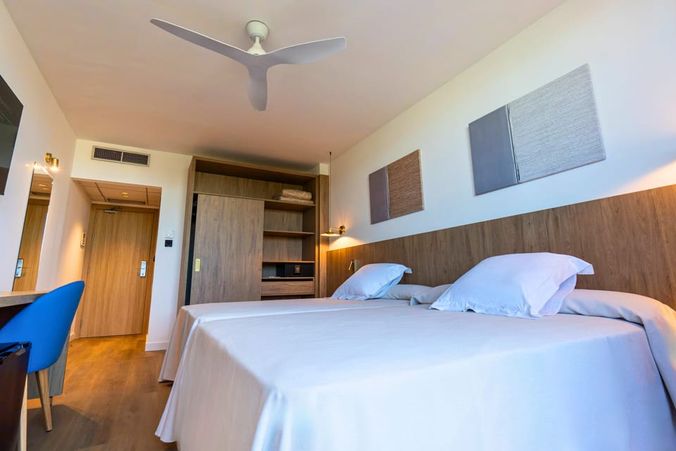 Minibar, in-room safe, blackout drapes, free cribs/infant beds