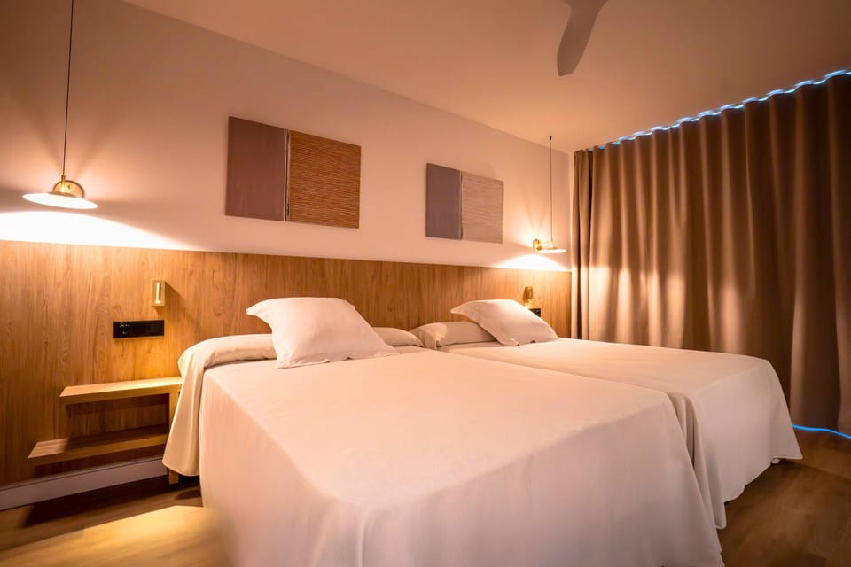 Minibar, in-room safe, blackout drapes, free cribs/infant beds