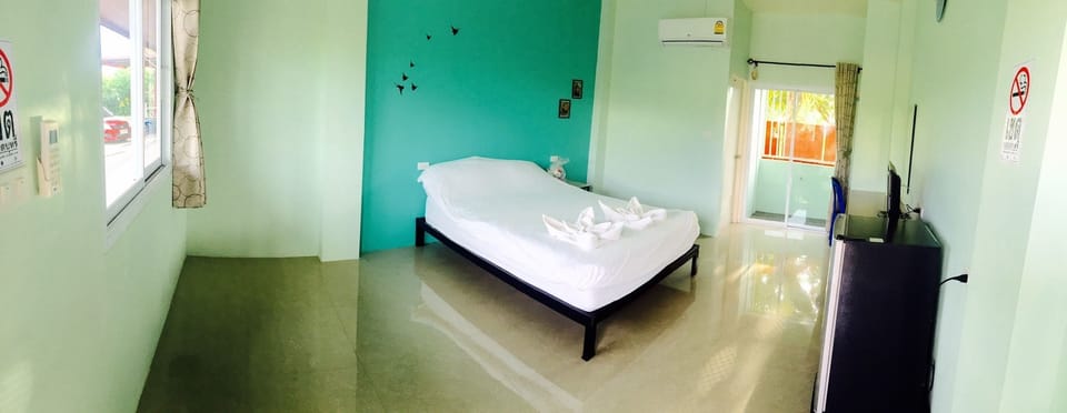 Standard Double Room | Free WiFi