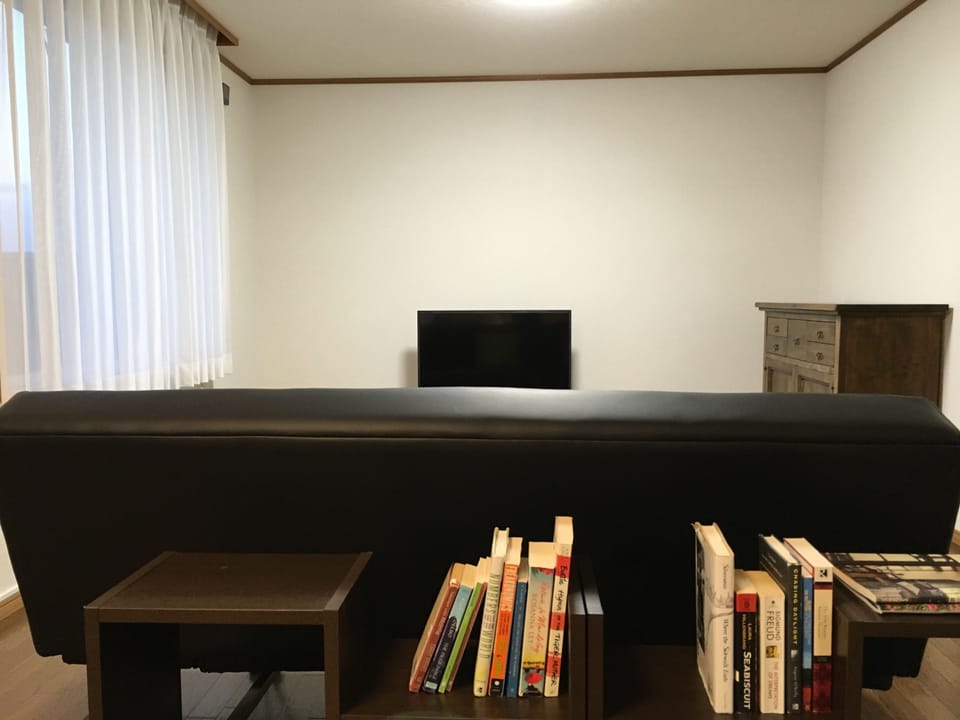 2 Bedroom Apartment, Non-Smoking, Mountain View | Room amenity