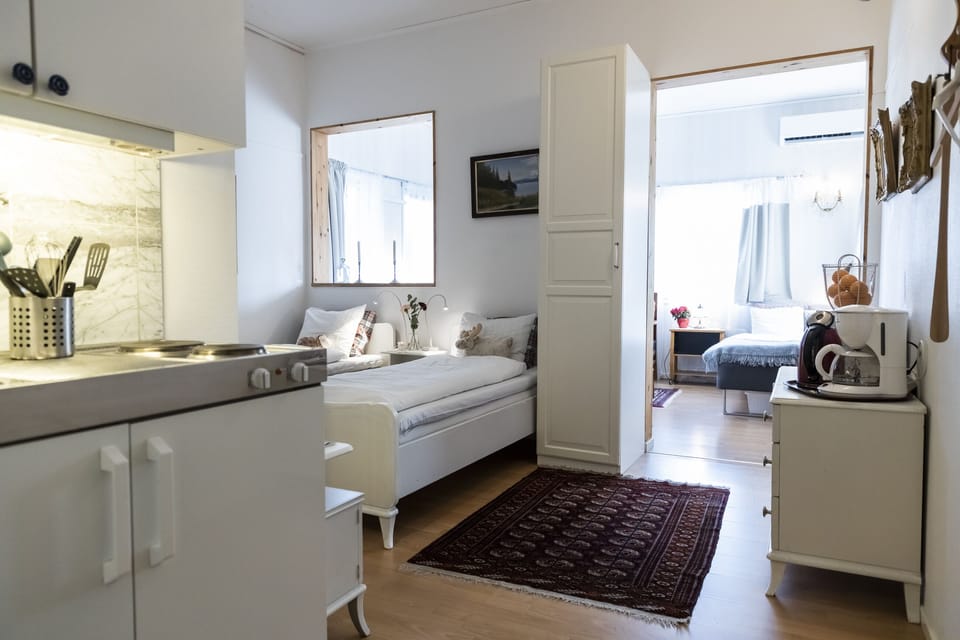 Apartment with terrace (4 adults) | Living area | Table tennis