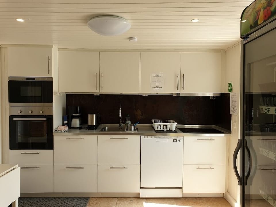 Small Cottage with shared bathroom | Shared kitchen