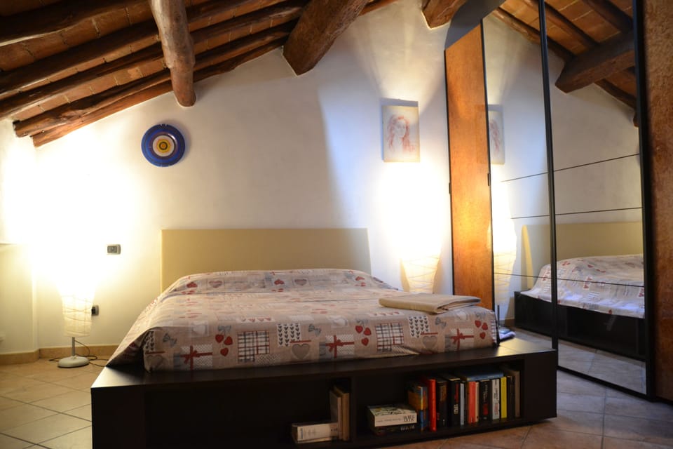 Double Room, Private Bathroom (external) | Desk, free WiFi