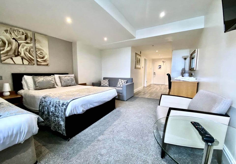 Premium Room | Free WiFi, bed sheets