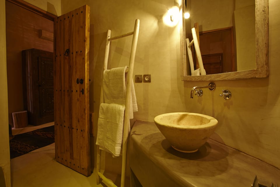 Superior Double Room | Bathroom | Shower, rainfall showerhead, designer toiletries, hair dryer