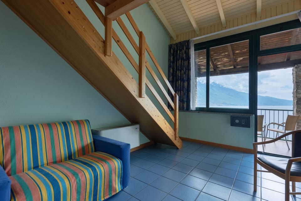 In-room safe, blackout drapes