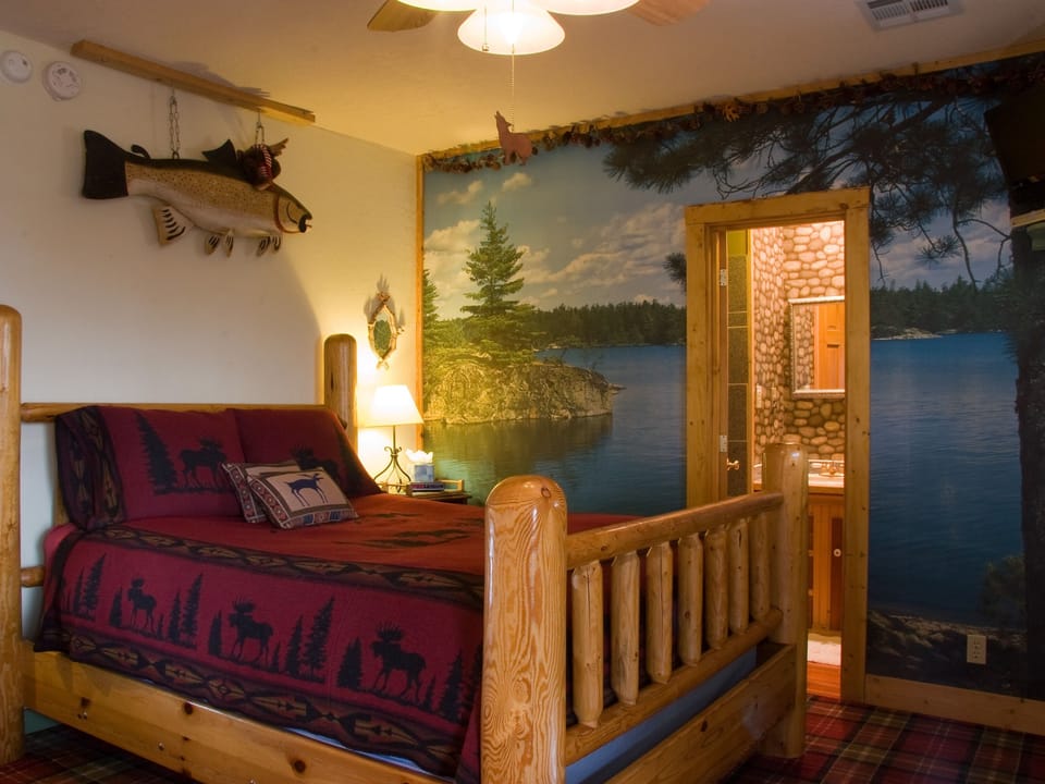 Standard Double Room, Ensuite, Mountain View (Northern Exposure )