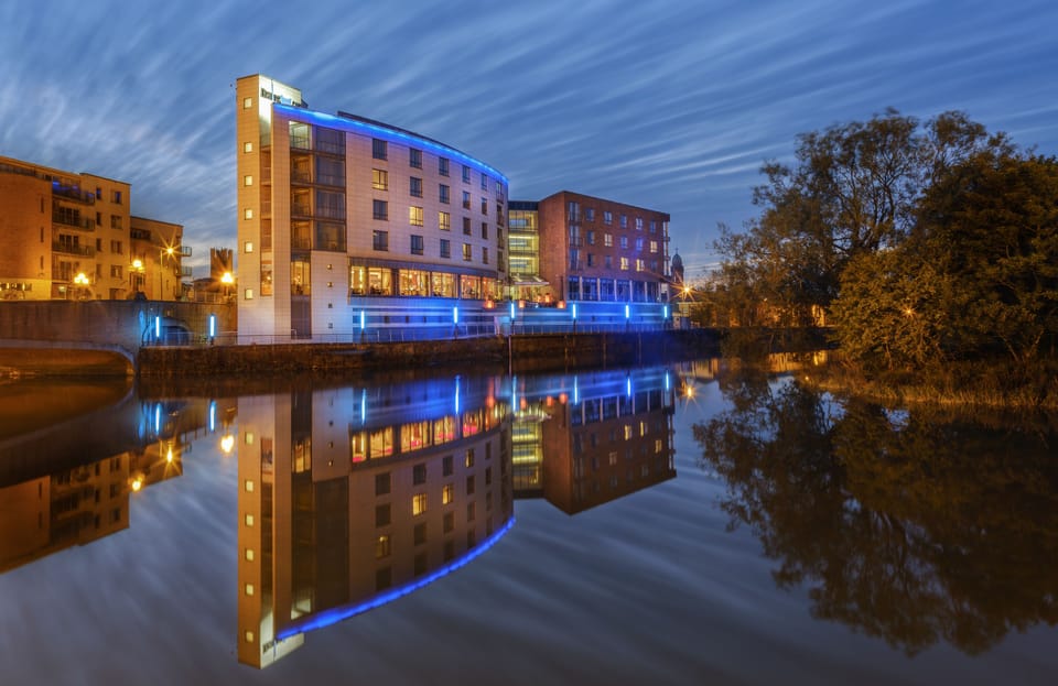 Premium bedding, pillowtop beds, in-room safe, desk