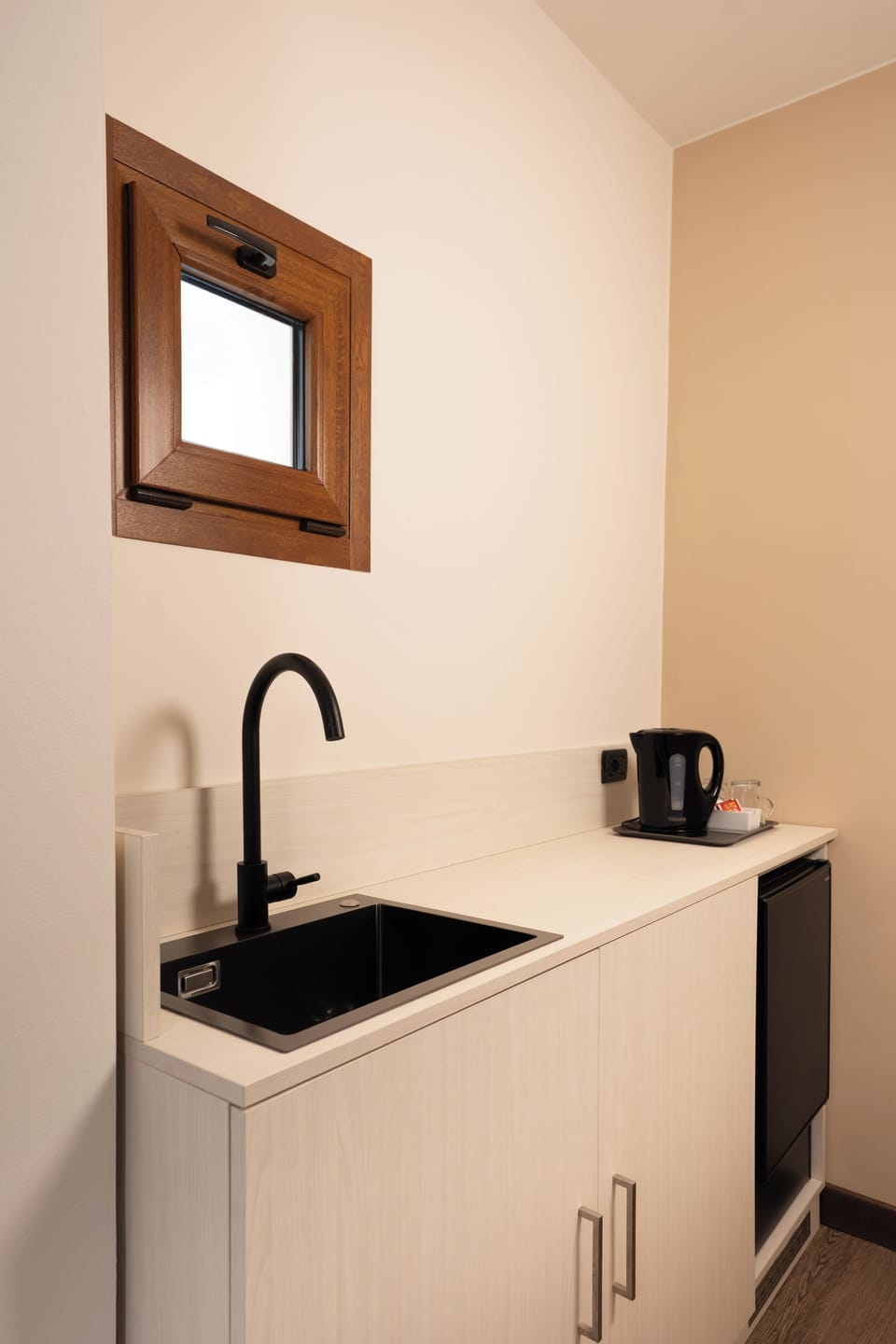 Luxury Suite | Down comforters, in-room safe, individually decorated