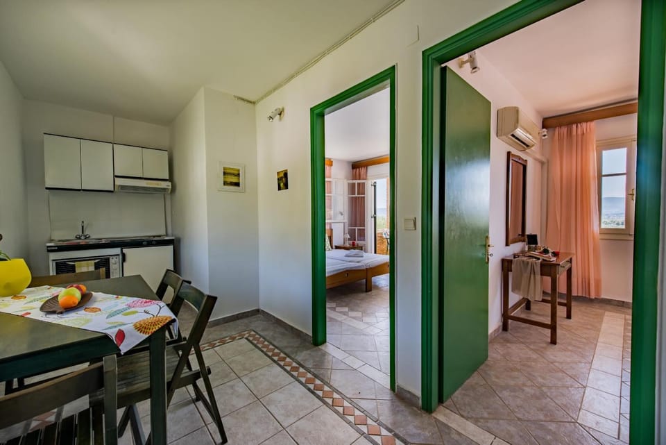 Apartment, 2 Bedrooms | In-room safe, free cribs/infant beds, WiFi, bed sheets