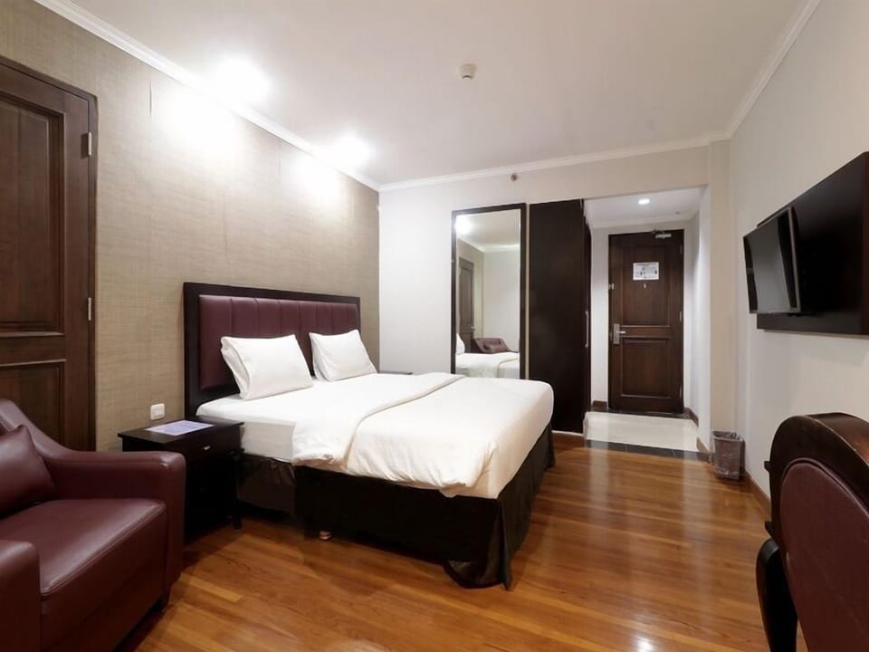 Deluxe Room | In-room safe, desk, soundproofing, free WiFi