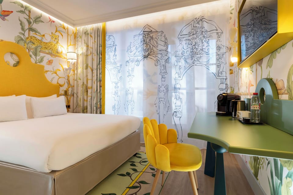 Premium bedding, pillowtop beds, in-room safe, individually decorated