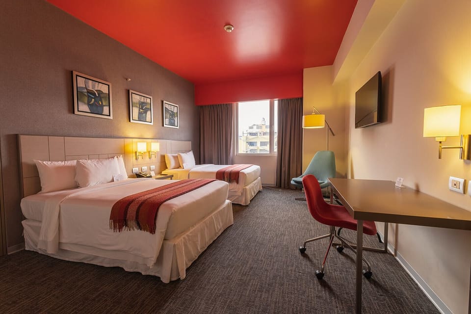 Superior Room | Minibar, in-room safe, desk, laptop workspace