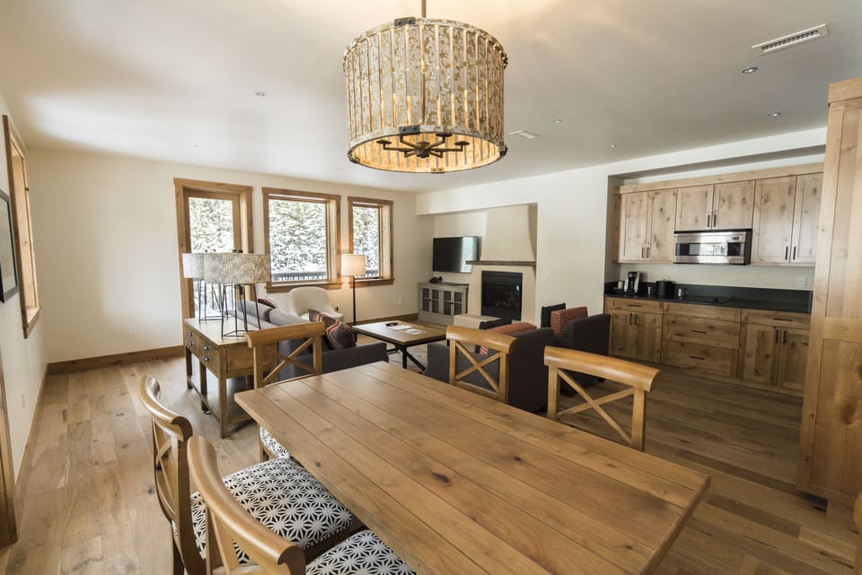 Suite, 2 Bedrooms | Premium bedding, in-room safe, desk, WiFi (free)