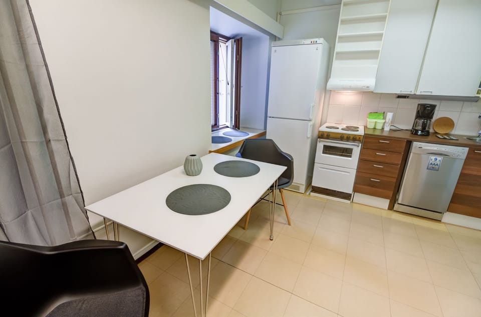 One-Bedroom Apartment - 4 - | Private kitchen